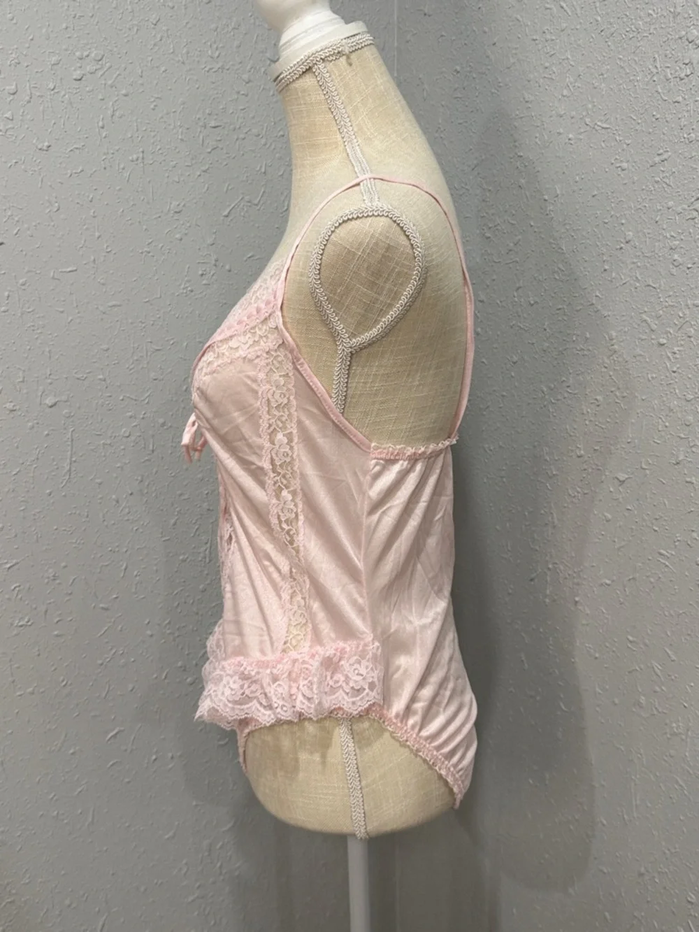 Vintage Soft Pink Lace Satin Teddy‎ Bodysuit Size Medium - Picture 4 of 6